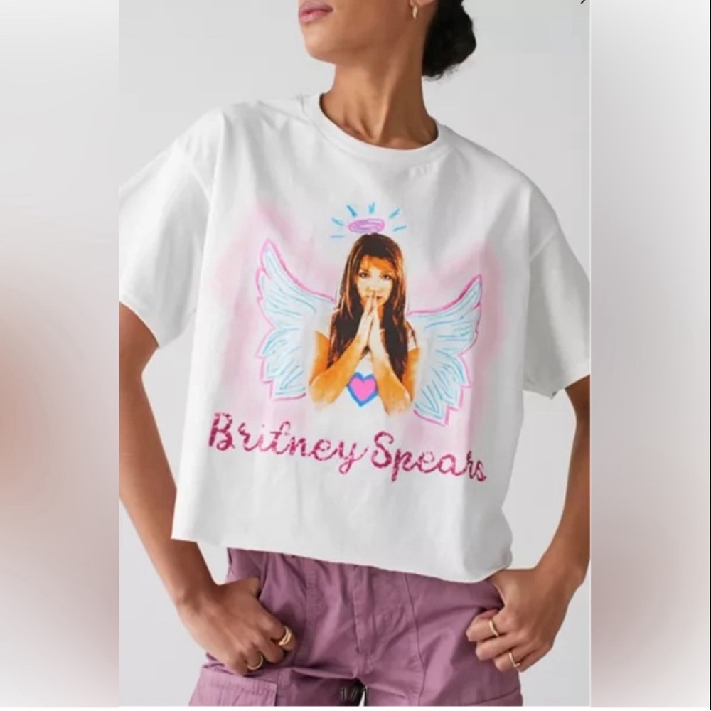 BRITNEY SPEARS URBAN OUTFITTERS GRAPHIC TEE WHITE NWOT MEDUIM